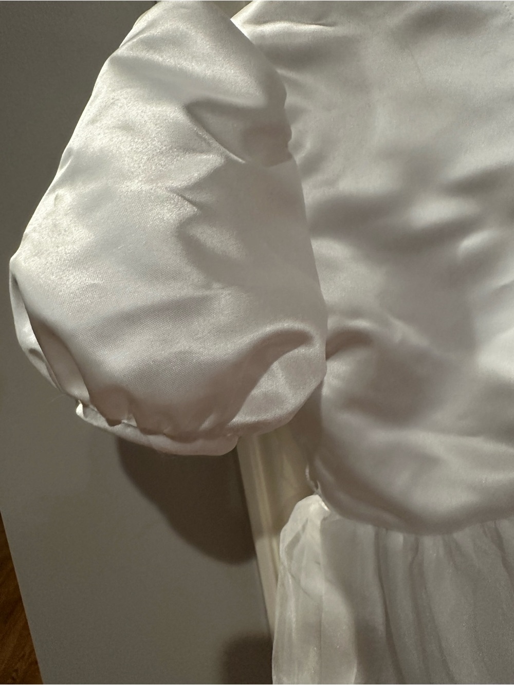 Girls White Satin & Organza Party Dress with Puff Sleeves - Picture 5 of 11